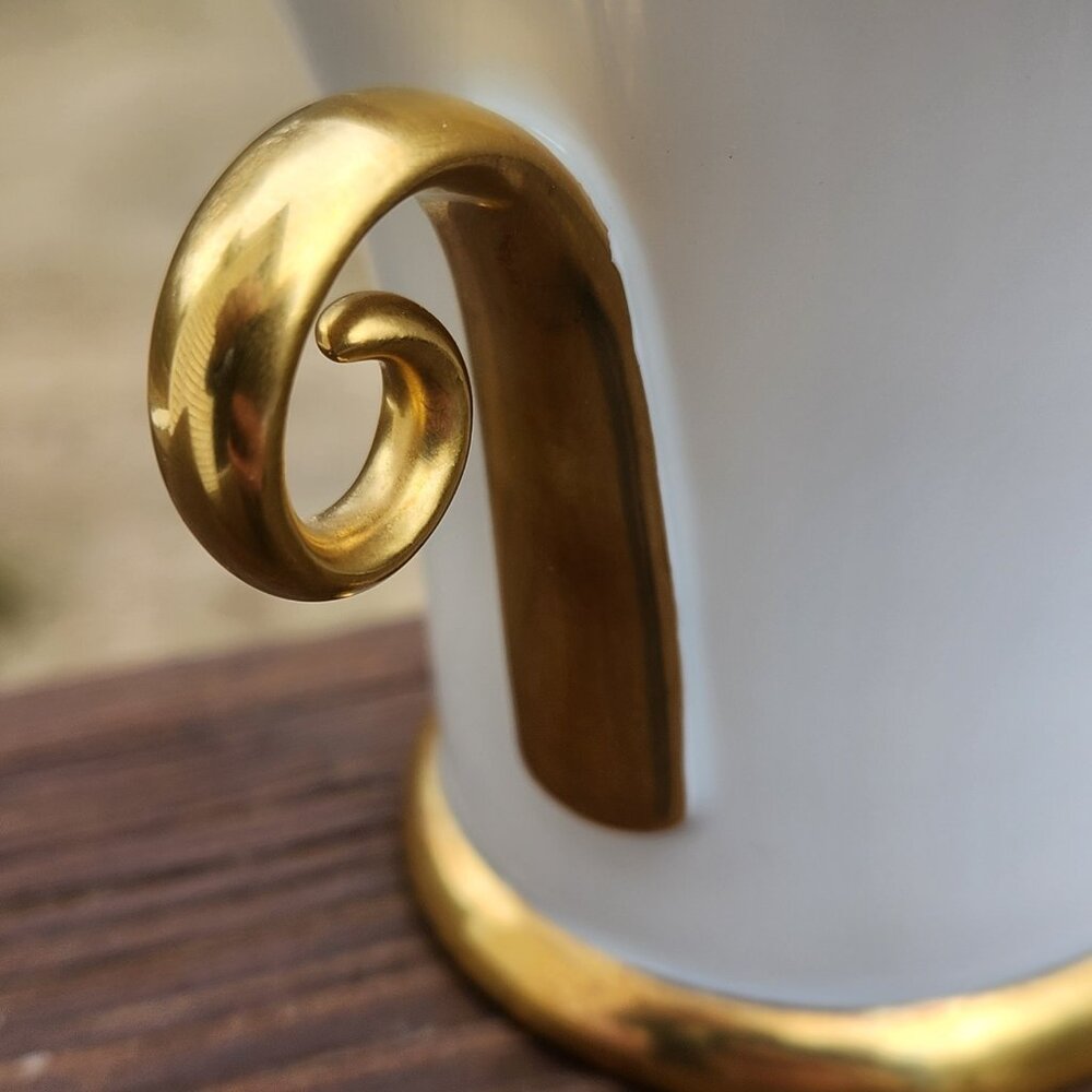 Herend Blue Butterfly Coffee Chocolate Gold Spiral Handle Cup and Saucer Set - Picture 5 of 11